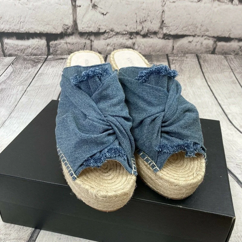 kenneth cole Women’s Otta Blue Denim espadrille‎ wedges size 9.5M New in box.